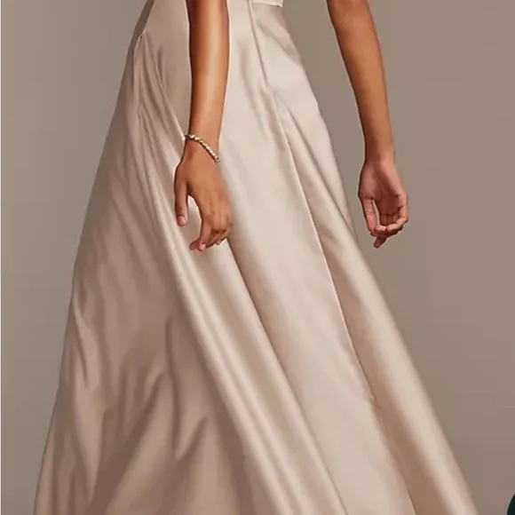 David’s Bridal bridesmaid dresses - Picture 6 of 7